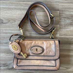 Vintage Fossil Brown Tan Leather Crossbody Bag Purse With Key